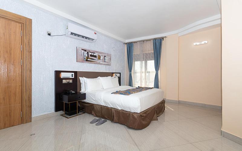 Hotel Le Figaro Douala Kültér fotó