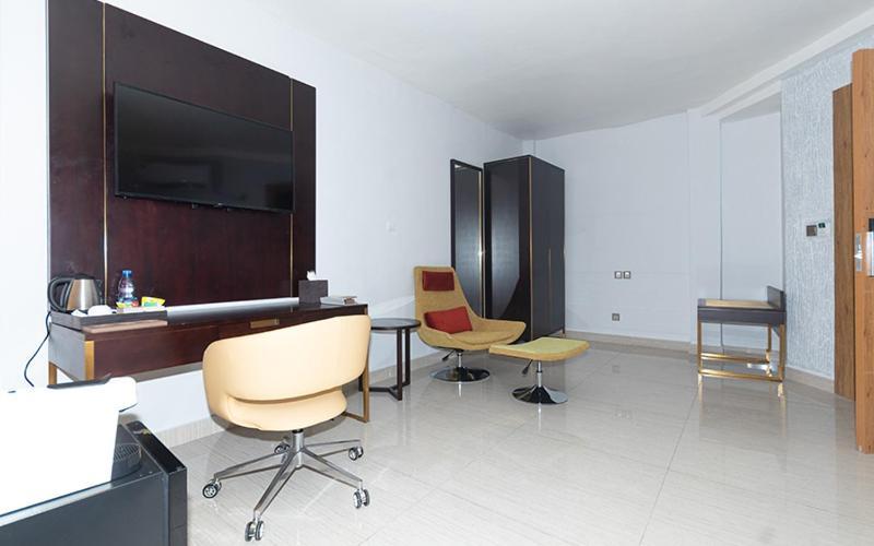 Hotel Le Figaro Douala Kültér fotó