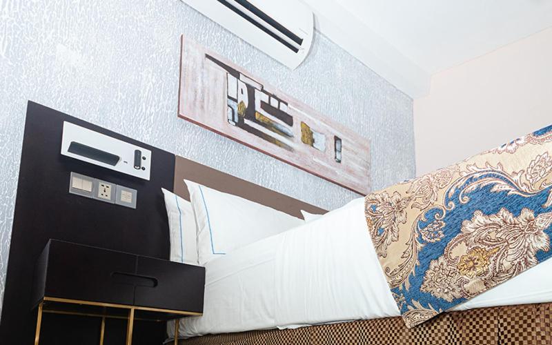 Hotel Le Figaro Douala Kültér fotó
