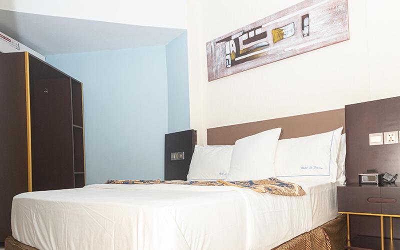 Hotel Le Figaro Douala Kültér fotó