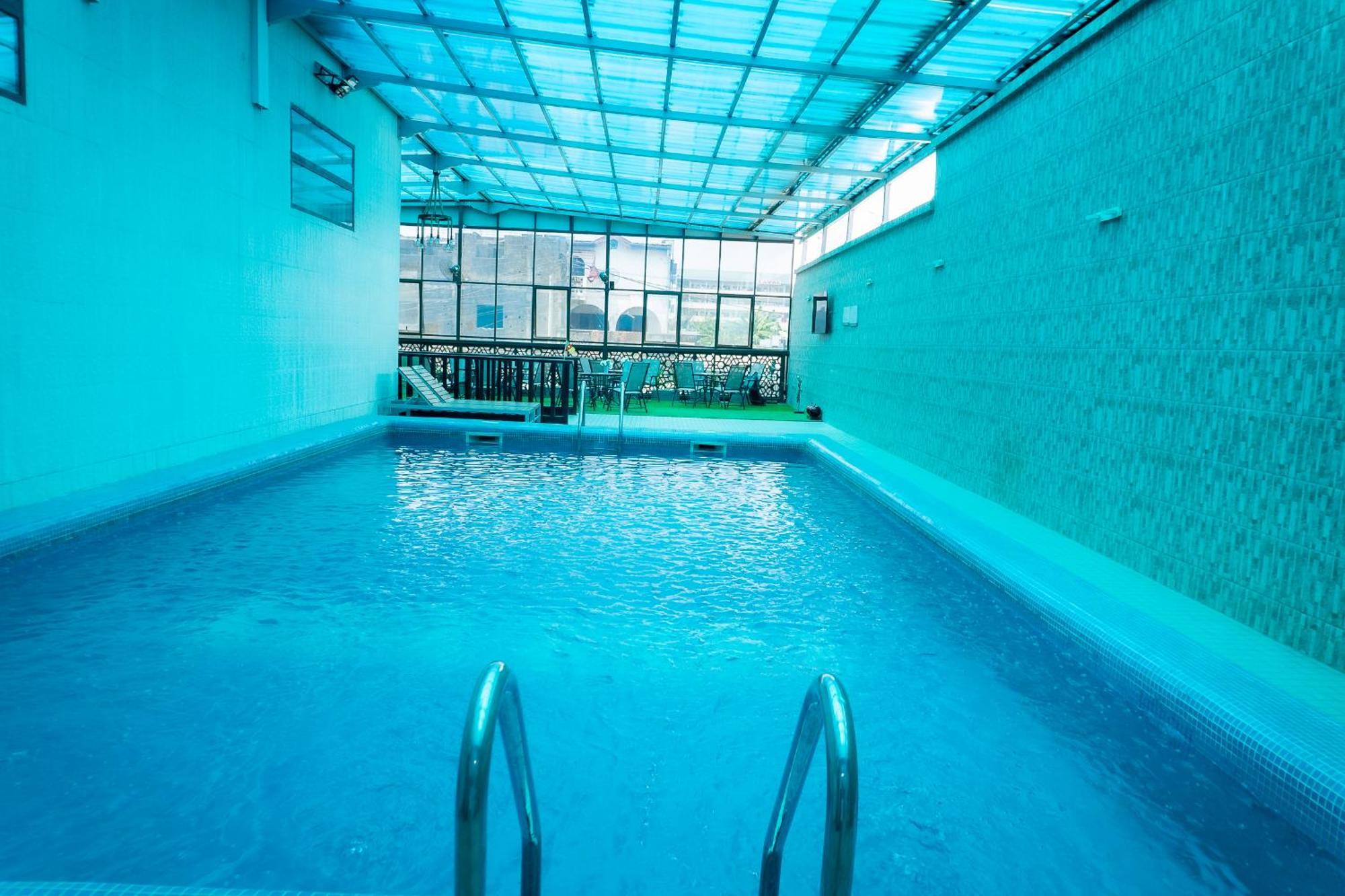 Hotel Le Figaro Douala Kültér fotó
